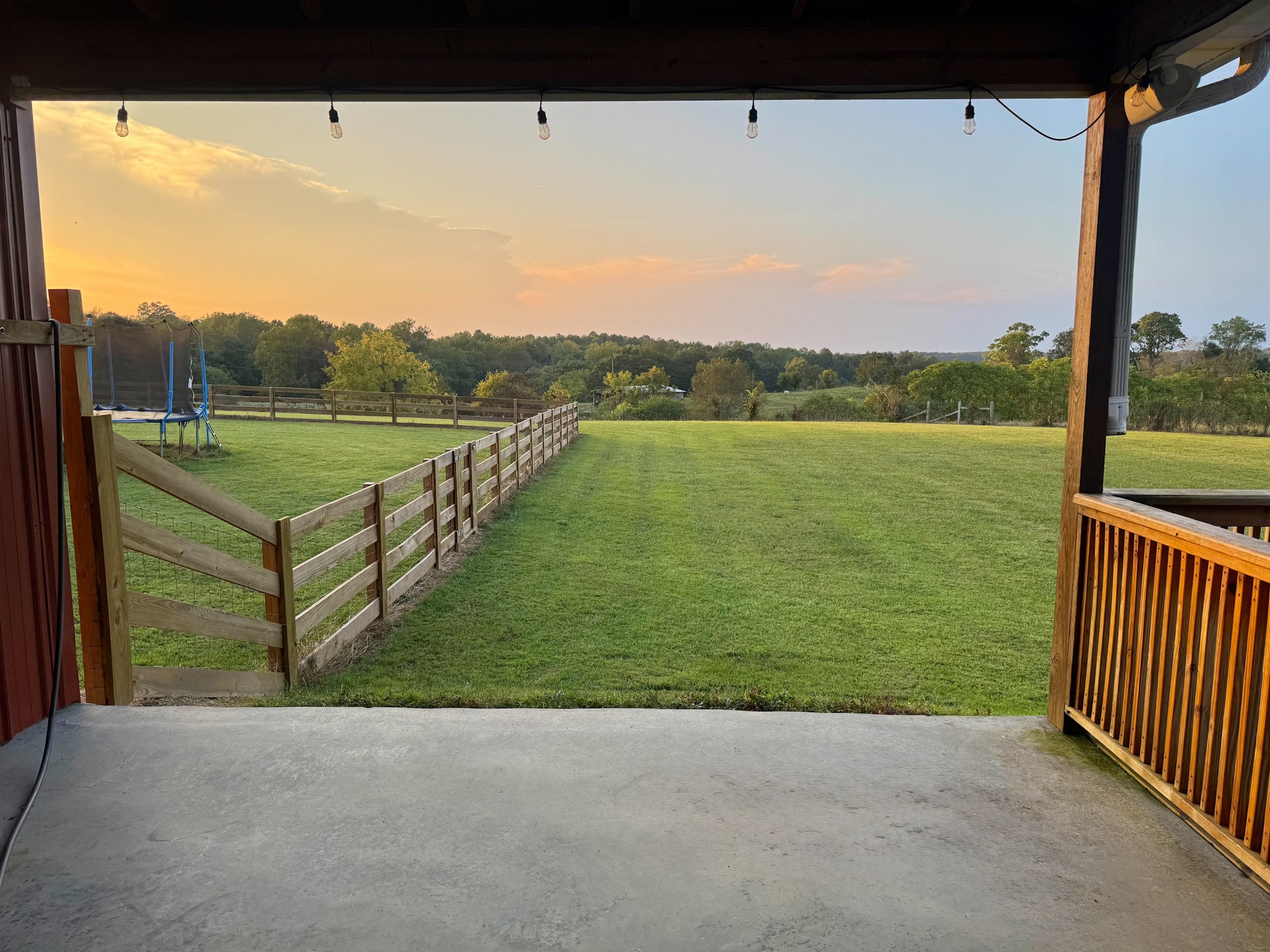 399 Edgar Meeks Road Burns, TN 37029 - Photo 7 of 28 a view of a terrace with a yard