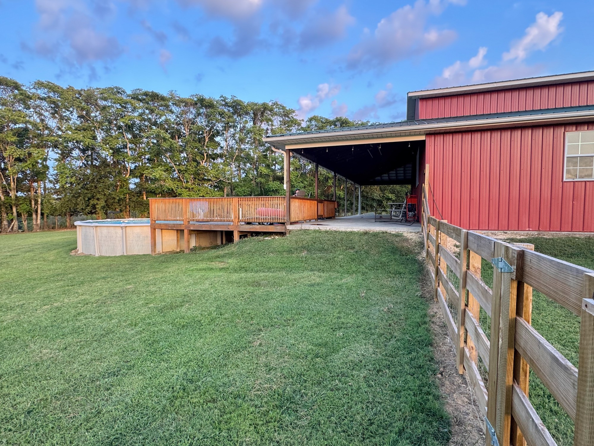 399 Edgar Meeks Road Burns, TN 37029 - Photo 8 of 28 a view of a garden from a balcony