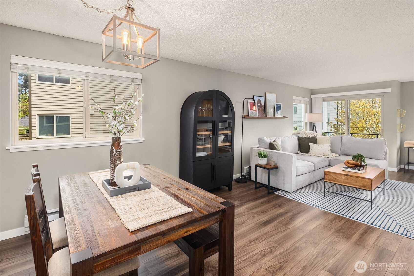 5501 11th Avenue Northwest, Unit 204 Seattle, WA 98107 - Photo 5 of 21
