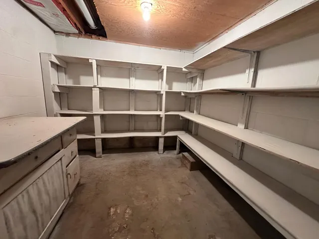 $289,900 | 8168 Fairfield Causeway Road, Brookville, IN 47012