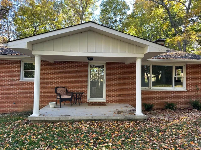 $289,900 | 8168 Fairfield Causeway Road, Brookville, IN 47012