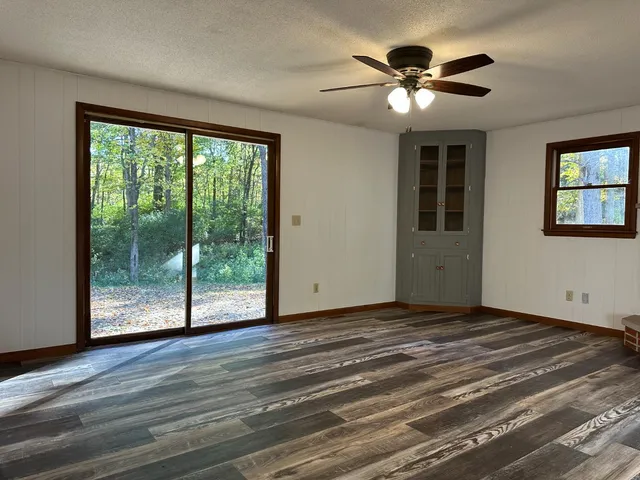 $289,900 | 8168 Fairfield Causeway Road, Brookville, IN 47012