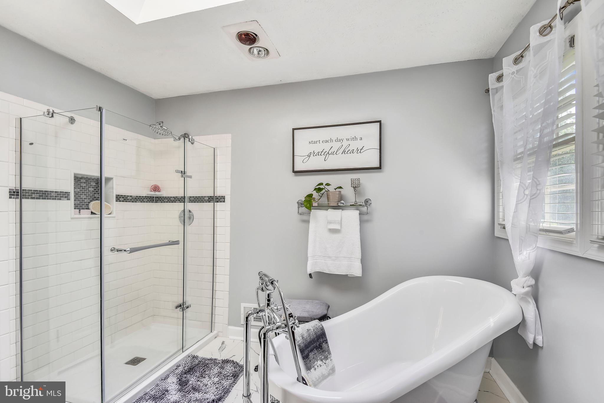 12613 Bridoon Lane Reston, VA 20191 - Photo 18 of 46 Luxurious Master Bathroom