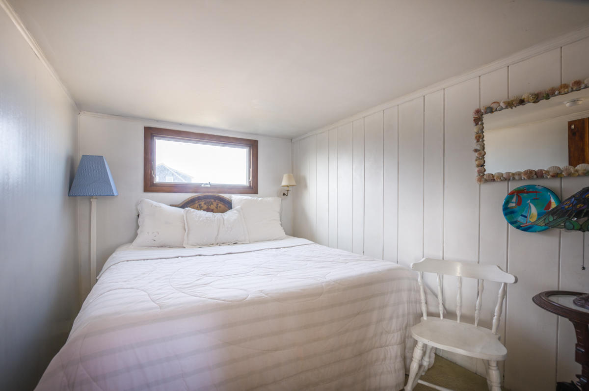177 Phillips Road Sagamore Beach, MA 02562 - Photo 8 of 21 177 Phillips Rd-66-HDR-1