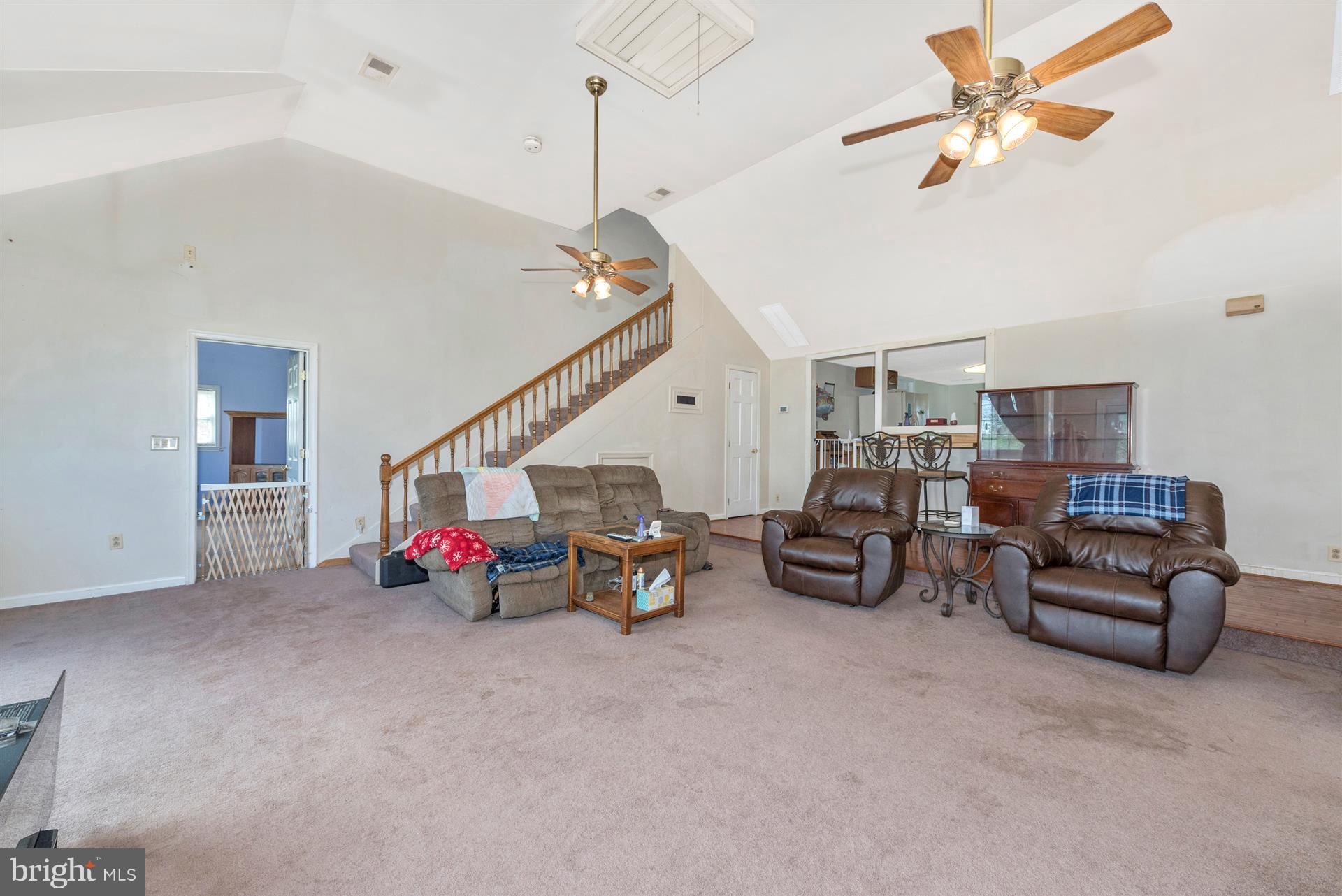 12921 Layman Road Thurmont, MD 21788 - Photo 11 of 30 Family Room