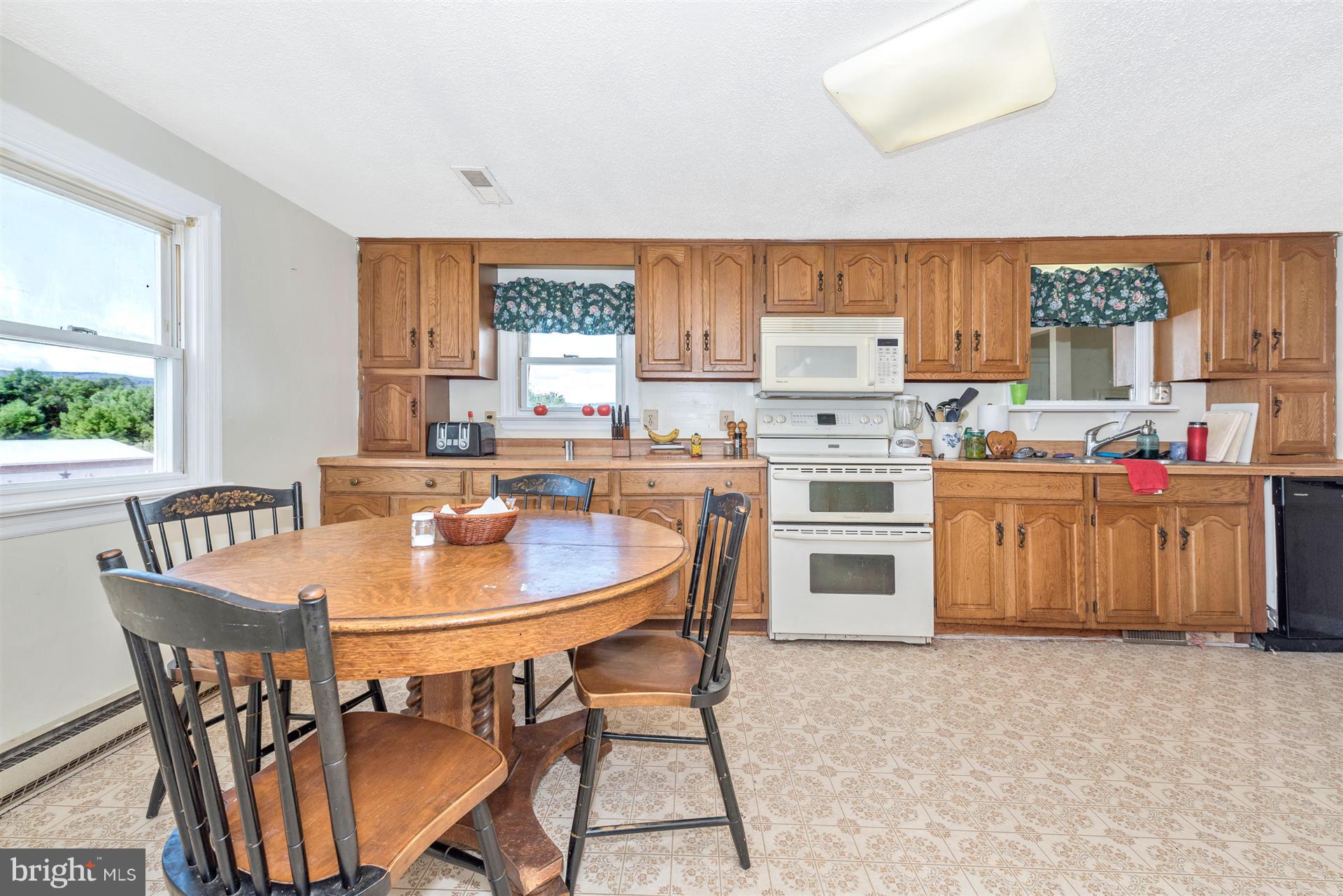 12921 Layman Road Thurmont, MD 21788 - Photo 17 of 30 Kitchen