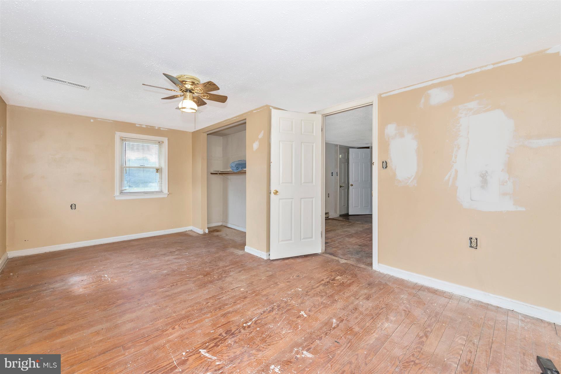 12921 Layman Road Thurmont, MD 21788 - Photo 21 of 30 Bedroom