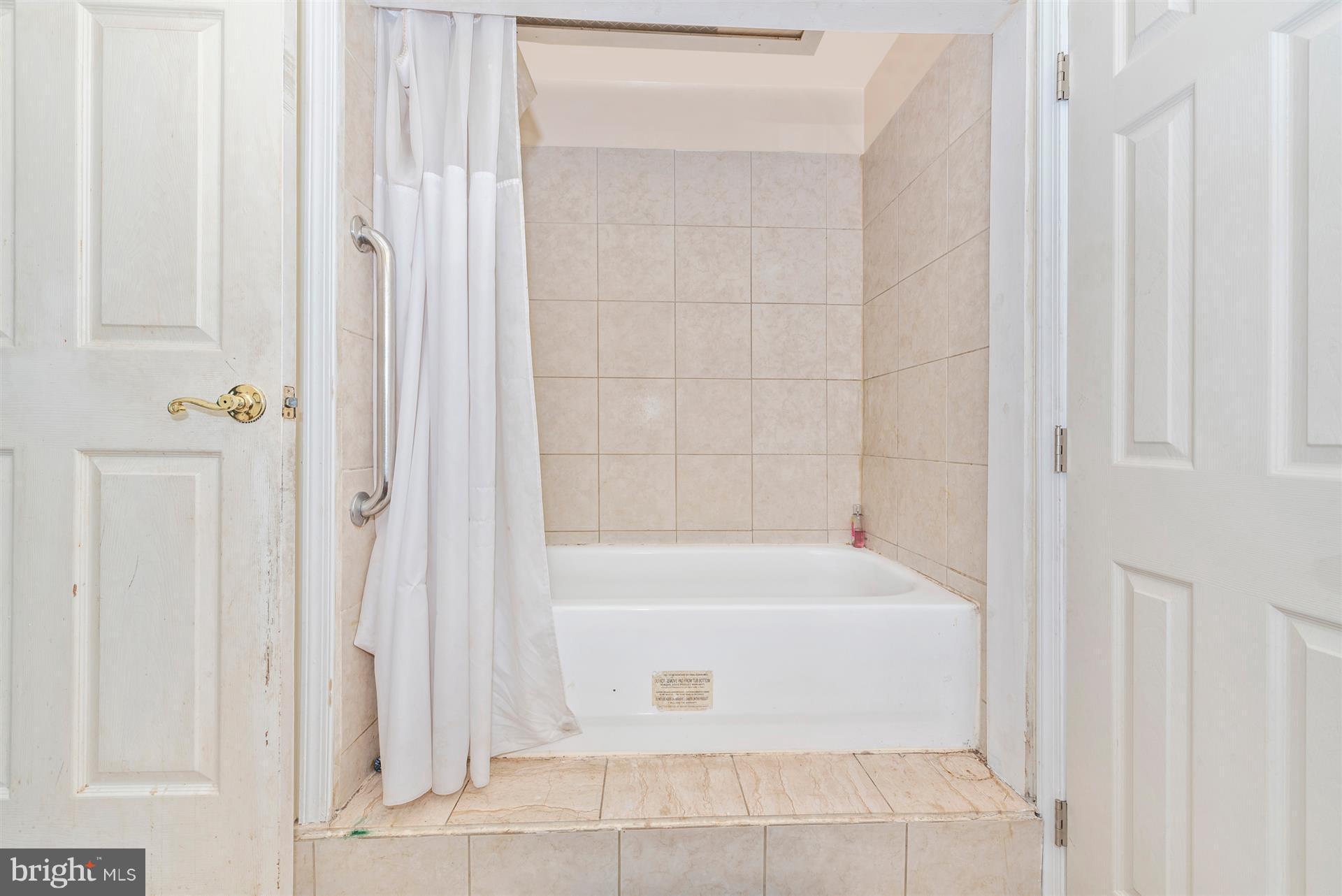 12921 Layman Road Thurmont, MD 21788 - Photo 27 of 30 Bath
