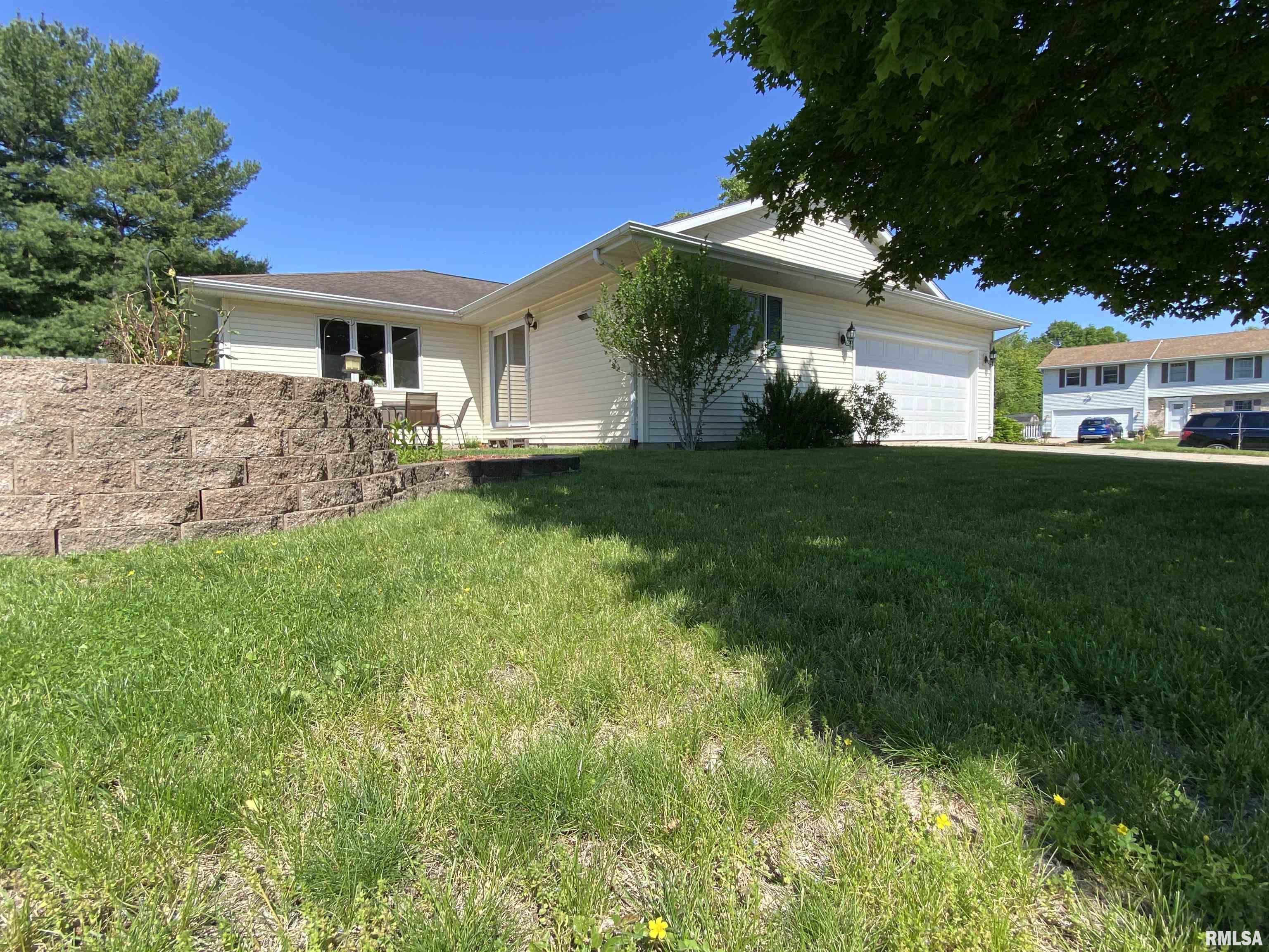 1224 Old Crows Way Springfield, IL 62712 - Photo 27 of 28 Gallery Image 27