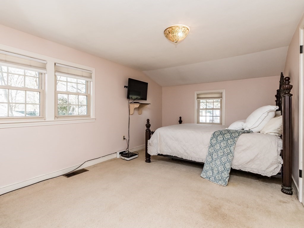 5 Kimball Road Westborough, MA 01581 - Photo 12 of 38 Gallery Image 12