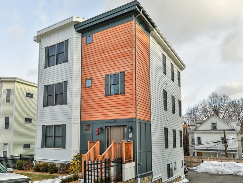 28 Iffley Road, Unit 4 Boston, MA 02130 - Photo 1 of 29