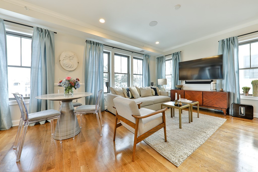 28 Iffley Road, Unit 4 Boston, MA 02130 - Photo 11 of 29
