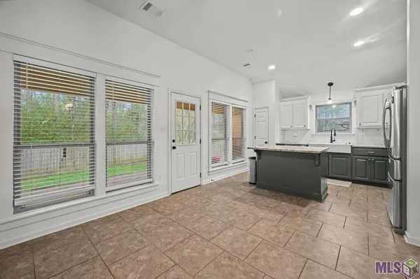$289,500 | 14986 Cross Creek Boulevard, Walker, LA 70785