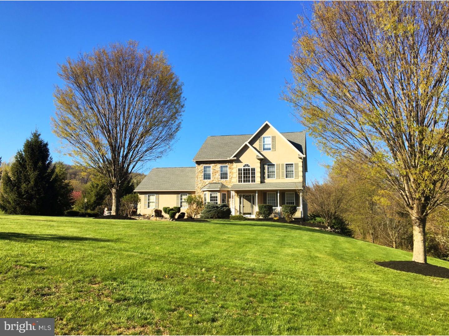102 Grandview Road Boyertown, PA 19512 - Photo 2 of 25 Exterior