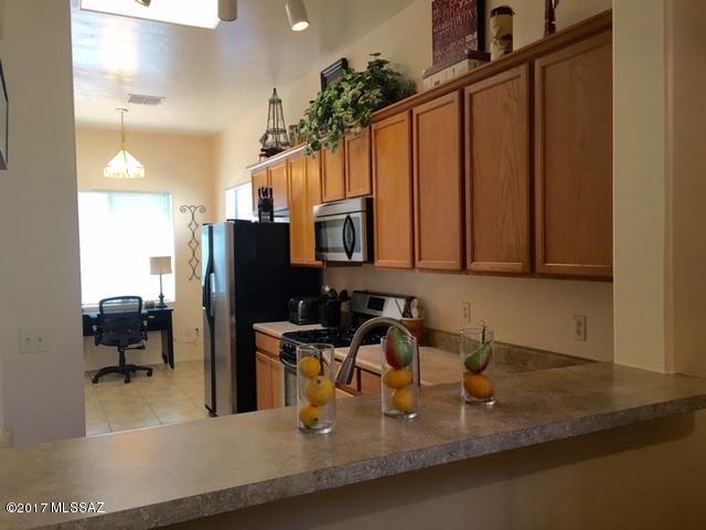 10451 South Frontier Ranch Place Vail, AZ 85641 - Photo 11 of 26