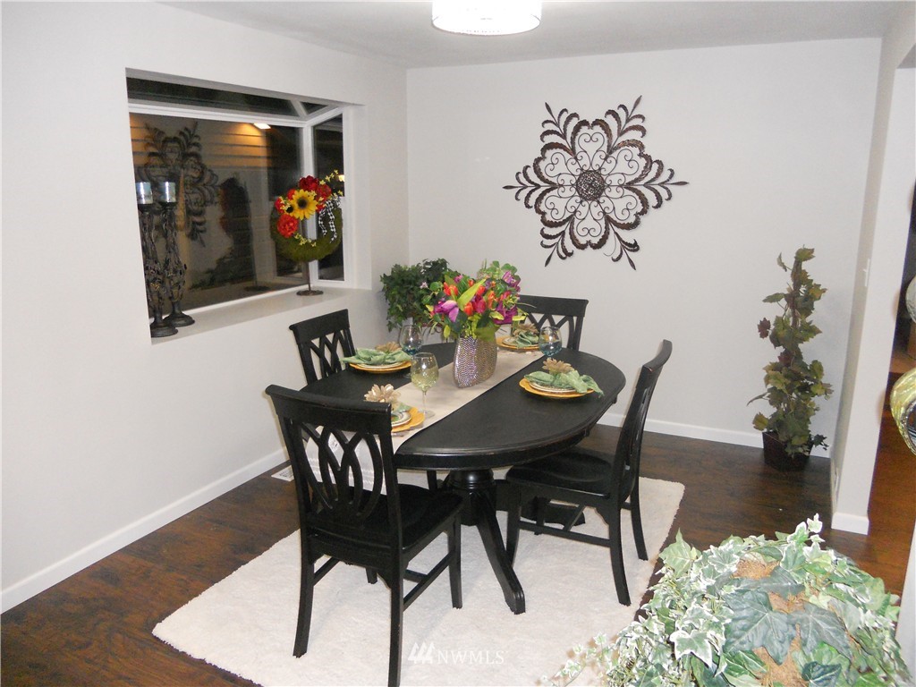 5118 Northeast 12th Street Renton, WA 98059 - Photo 12 of 24