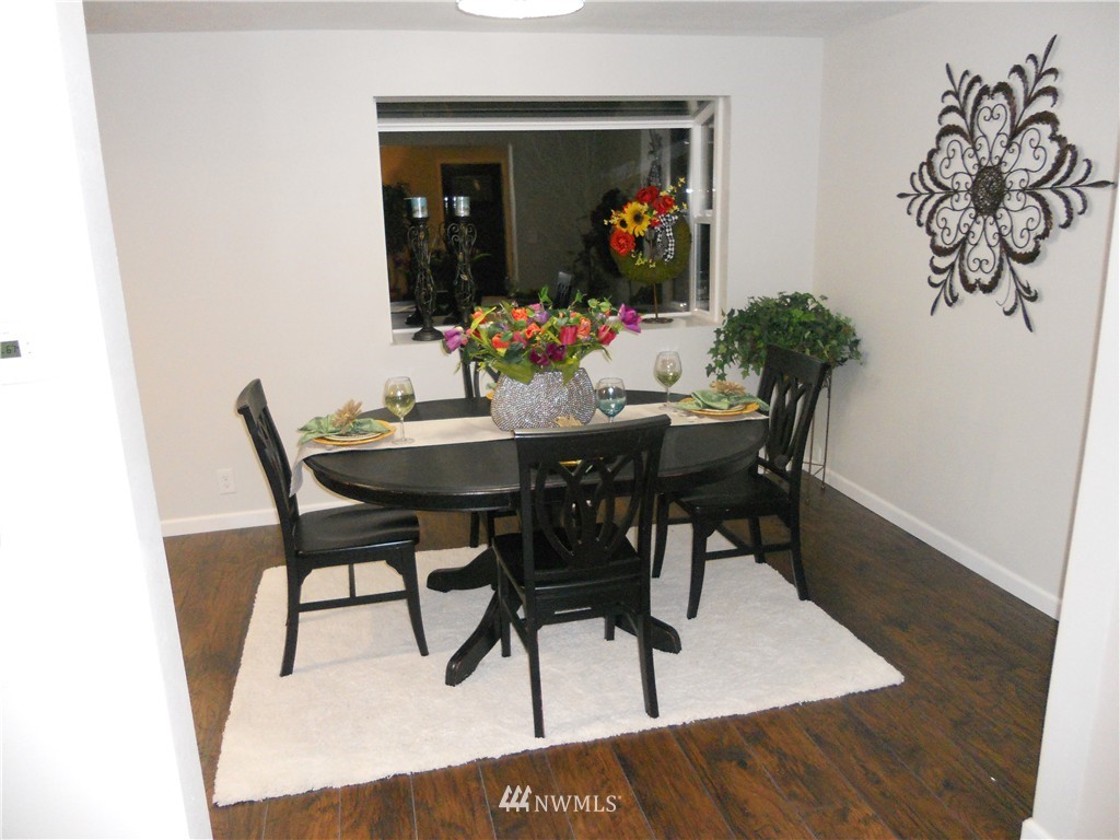 5118 Northeast 12th Street Renton, WA 98059 - Photo 13 of 24