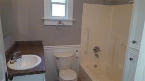 1813 Gentry Street Houston, TX 77009 - Photo 13 of 17