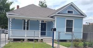 1813 Gentry Street Houston, TX 77009 - Photo 2 of 17