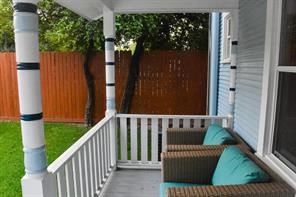 1813 Gentry Street Houston, TX 77009 - Photo 3 of 17