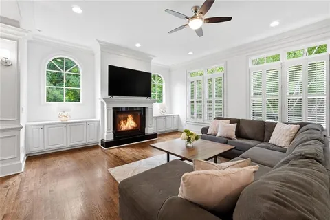 $825,000 | 4222 Rickenbacker Way Northeast, Unit 15, Atlanta, GA 30342