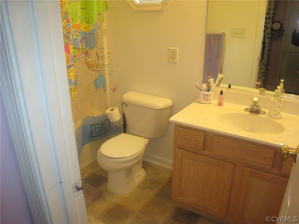 19355 Monroeville Road Ruther Glen, VA 22546 - Photo 24 of 49 Peeking into master bedroom # 1 of 2 upper level b