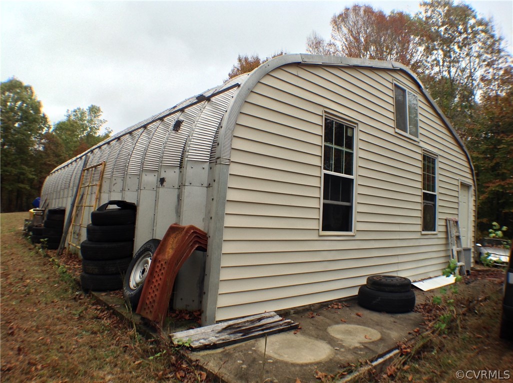FORTY FOOT Outbuilding great for hobbyist, storage