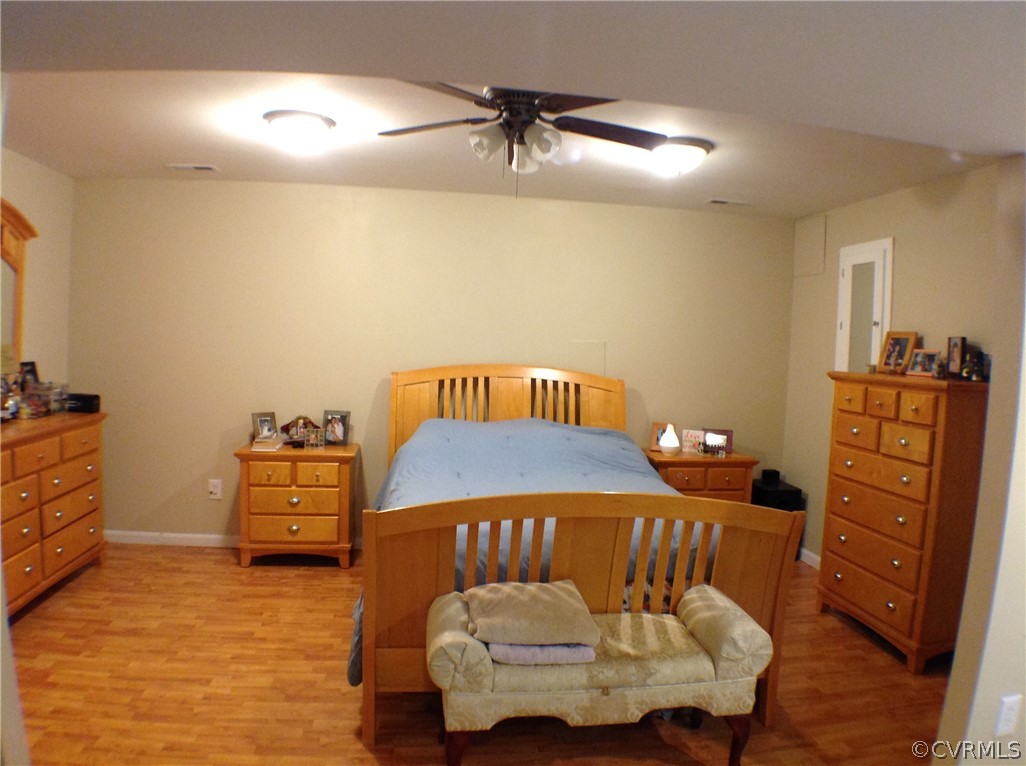 19355 Monroeville Road Ruther Glen, VA 22546 - Photo 36 of 49 Lower level master bedroom suite number two with o