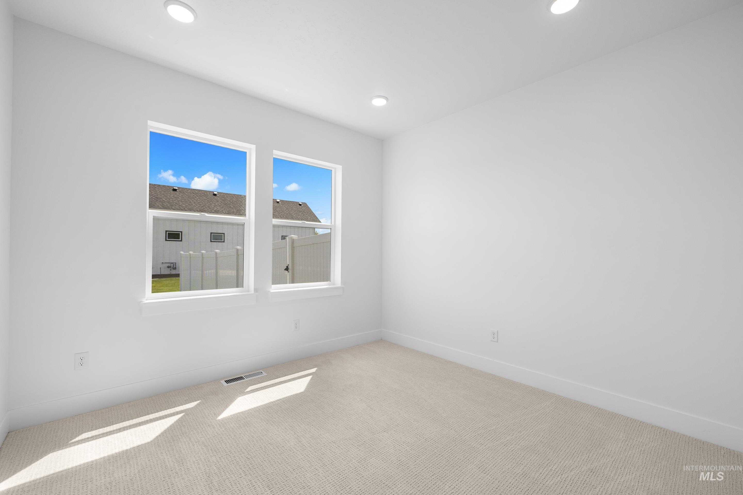 15359 Rhodes Court Caldwell, ID 83607 - Photo 25 of 32