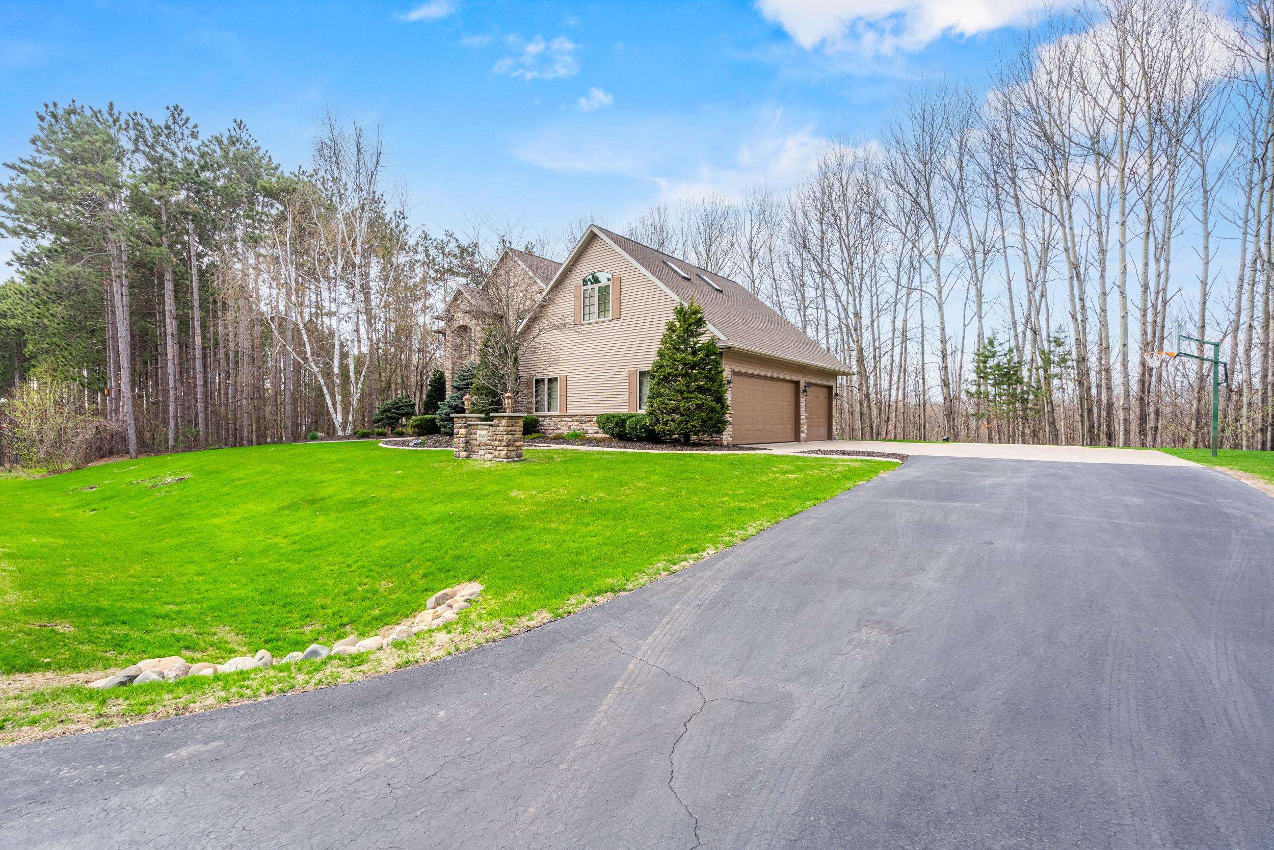 3062 Hawk Ridge Trail Suamico, WI 54313 - Photo 13 of 67