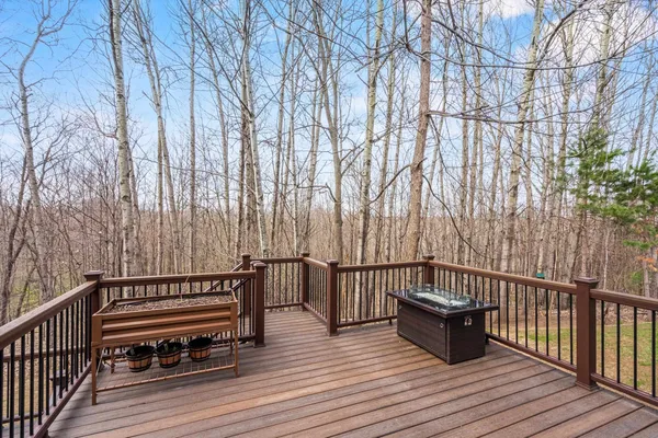 $975,900 | 3062 Hawk Ridge Trail, Suamico, WI 54313