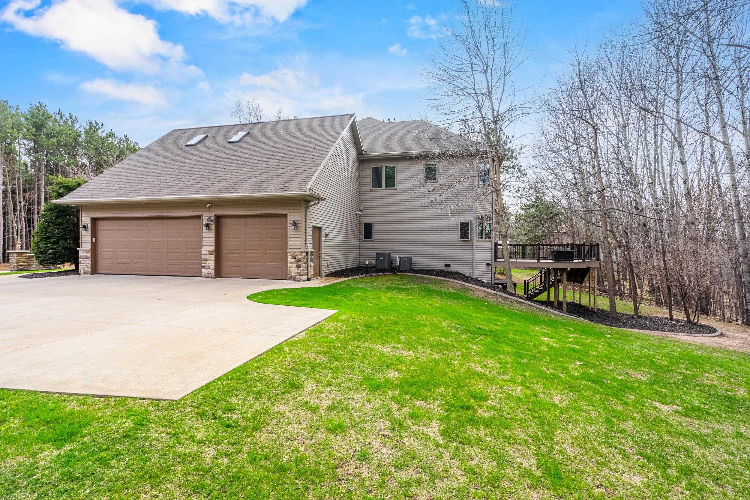 3062 Hawk Ridge Trail Suamico, WI 54313 - Photo 7 of 67