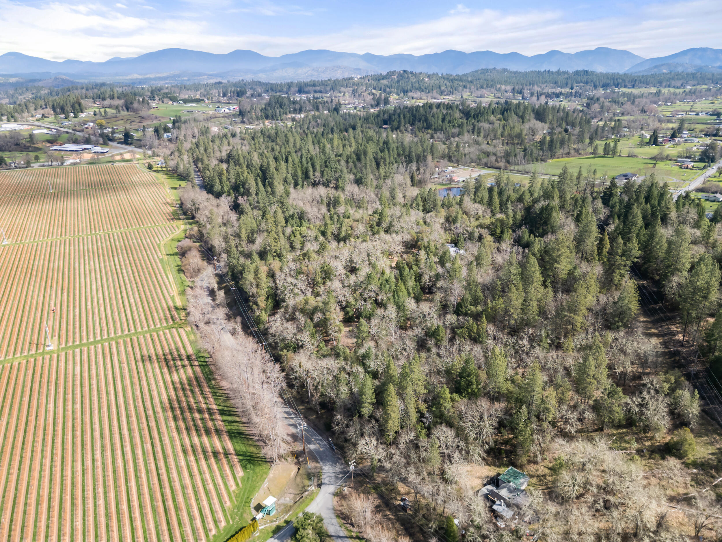 3477 Helms Road Grants Pass, OR 97527 - Photo 39 of 49 3477 Helms Road