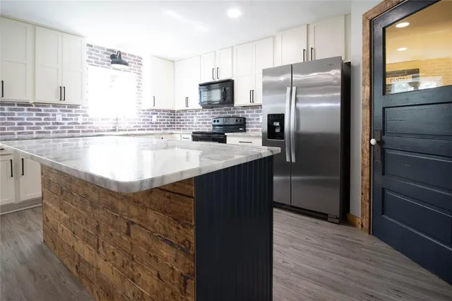 $584,999 | 492 County Road 1107, Maud, TX 75567