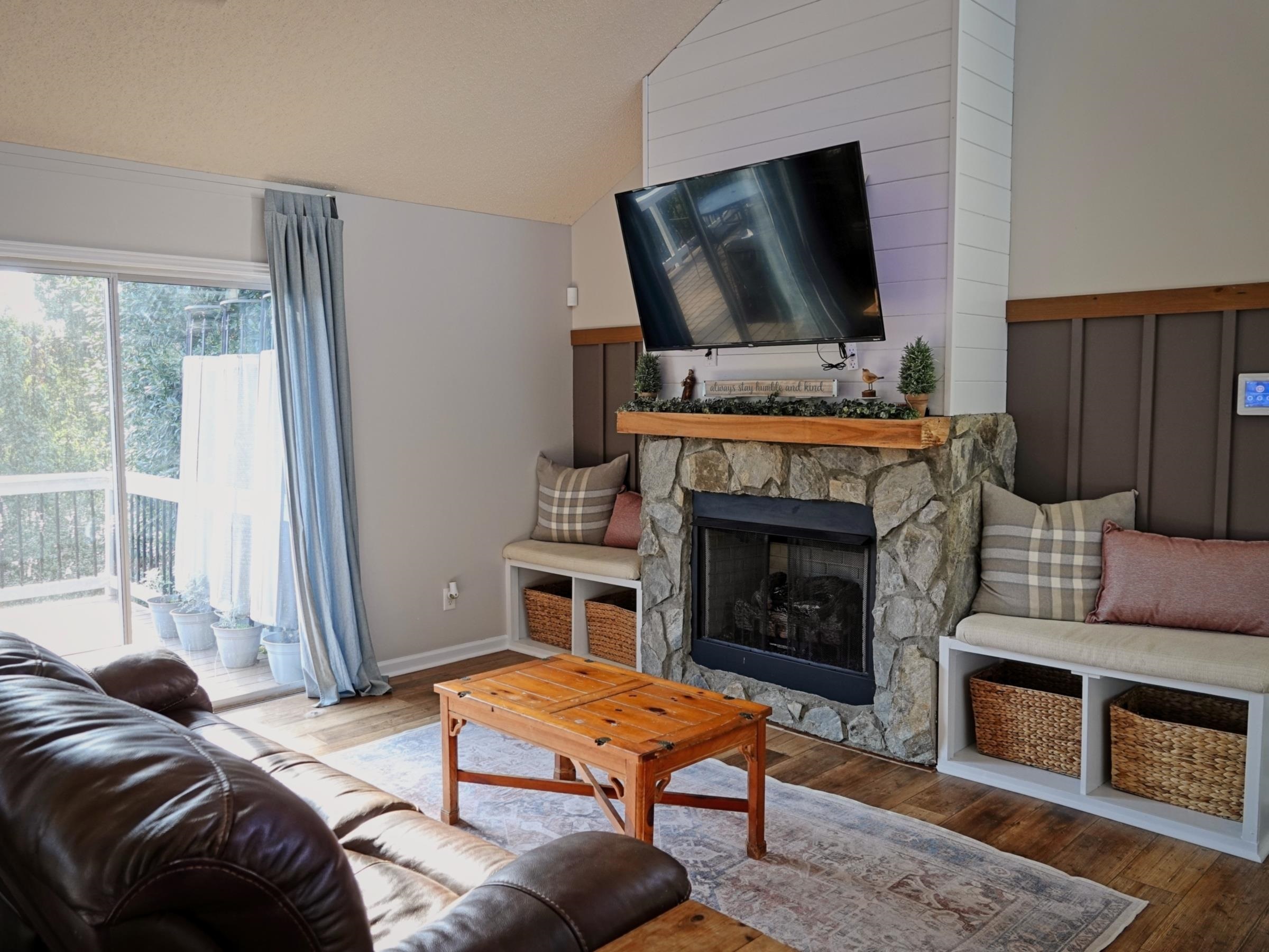 30 Orchard Drive Inman, SC 29349 - Photo 7 of 24 Living Room