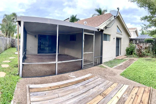 $2,995 | 7614 Sierra Terrace West, Boca Raton, FL 33433