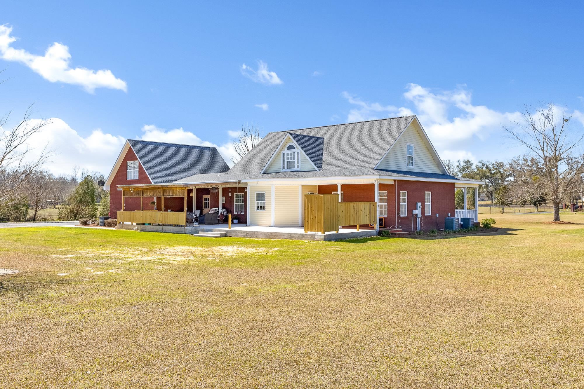 14276 Hoecake Road Bristol, FL 32321 - Photo 1 of 36 Gallery Image 1