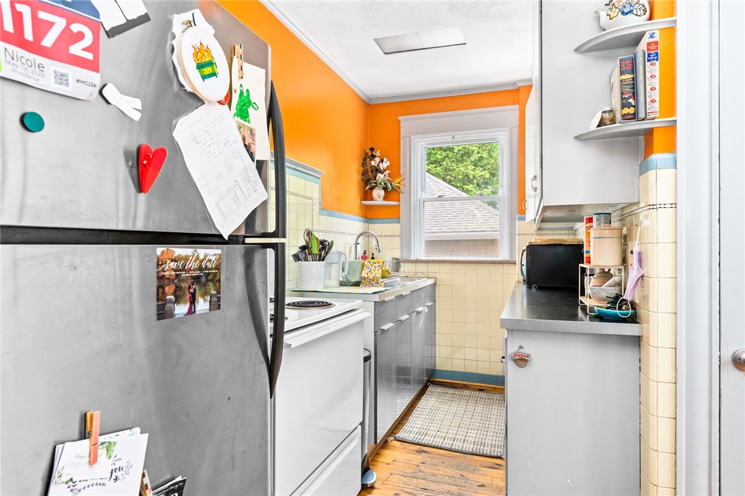 19 Sarah Street Providence, RI 02906 - Photo 12 of 33