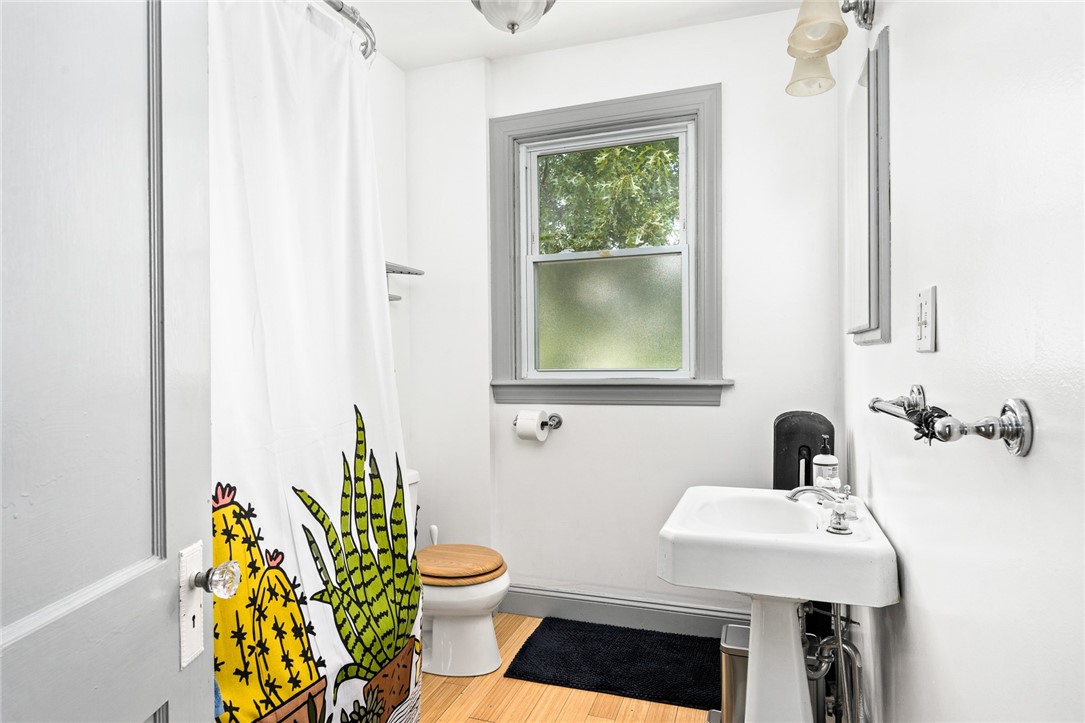 19 Sarah Street Providence, RI 02906 - Photo 27 of 33