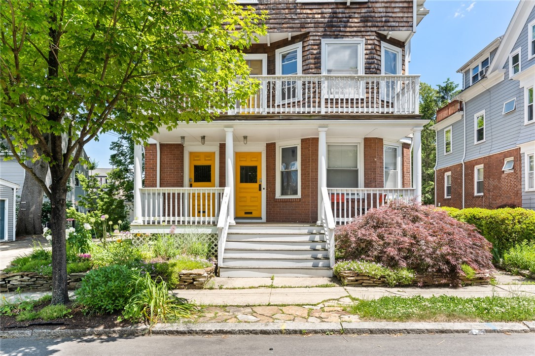 19 Sarah Street Providence, RI 02906 - Photo 4 of 33