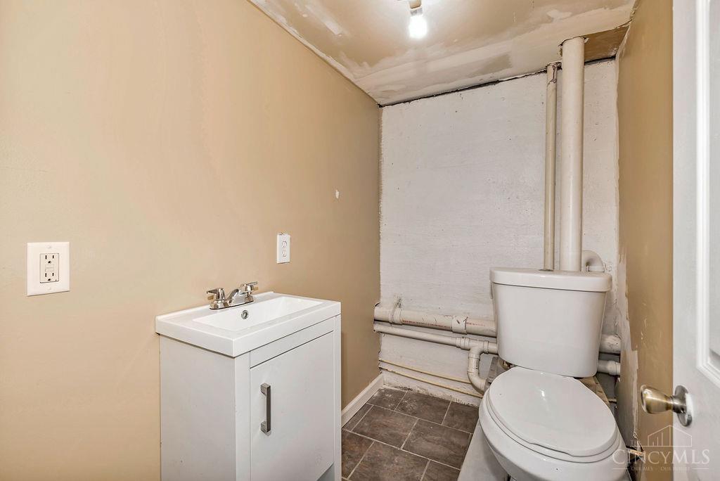 2016 Tuley Road Hamilton, OH 45015 - Photo 34 of 39 Gallery Image 34