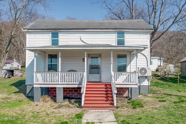 $79,900 | 2279 Saltville Highway, Saltville, VA 24370