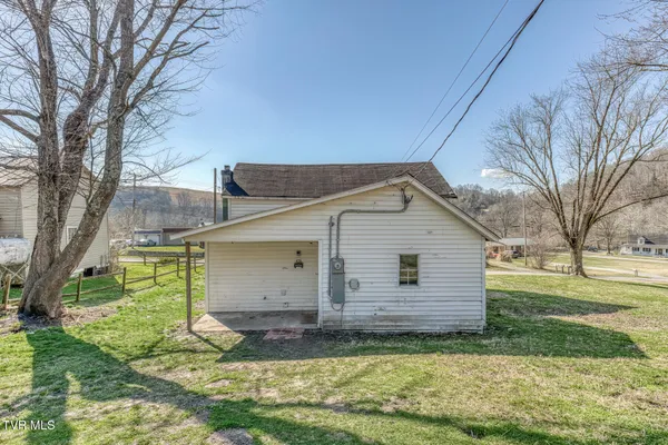$79,900 | 2279 Saltville Highway, Saltville, VA 24370