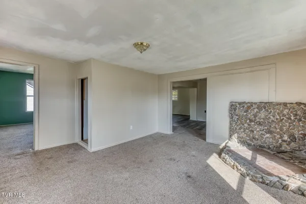 $79,900 | 2279 Saltville Highway, Saltville, VA 24370
