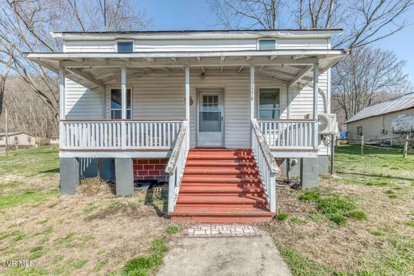 $79,900 | 2279 Saltville Highway, Saltville, VA 24370
