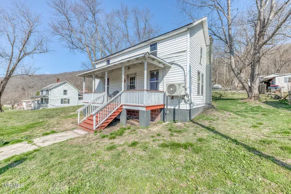 $79,900 | 2279 Saltville Highway, Saltville, VA 24370