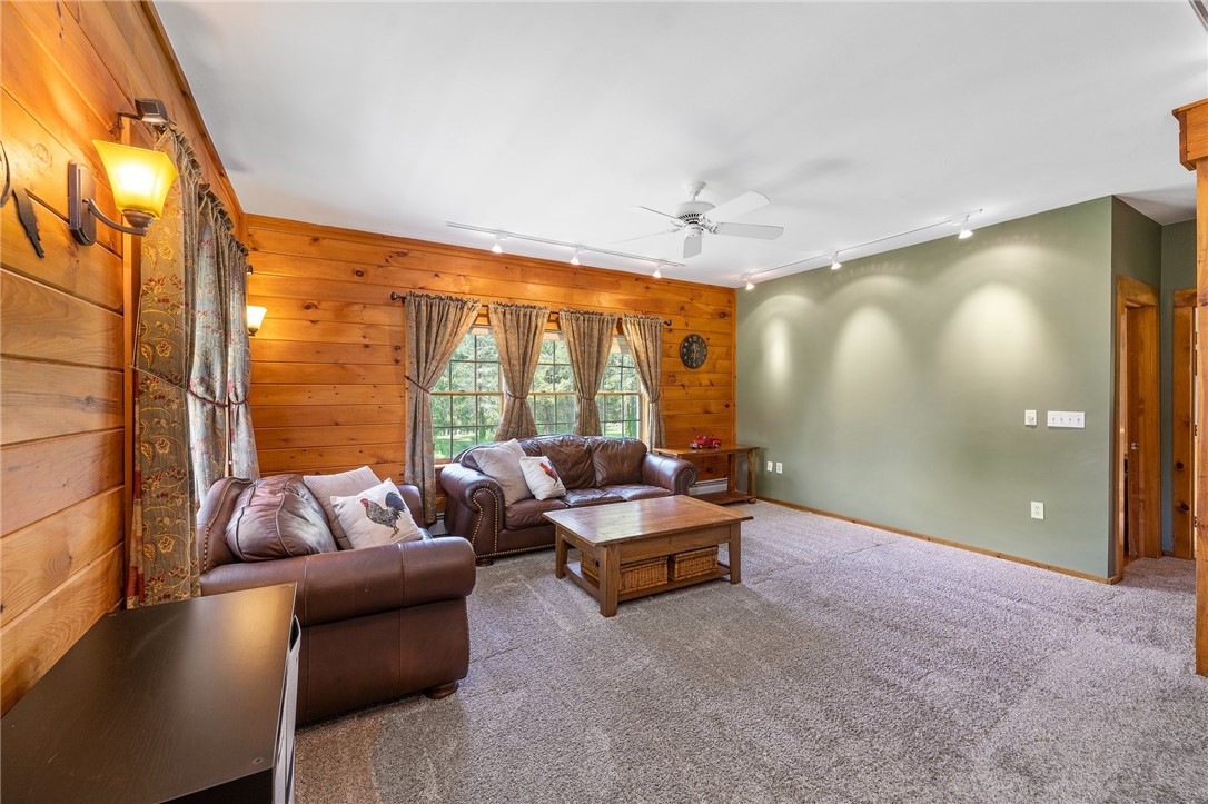 1355 Chopmist Hill Road Scituate, RI 02857 - Photo 16 of 48 Living Room