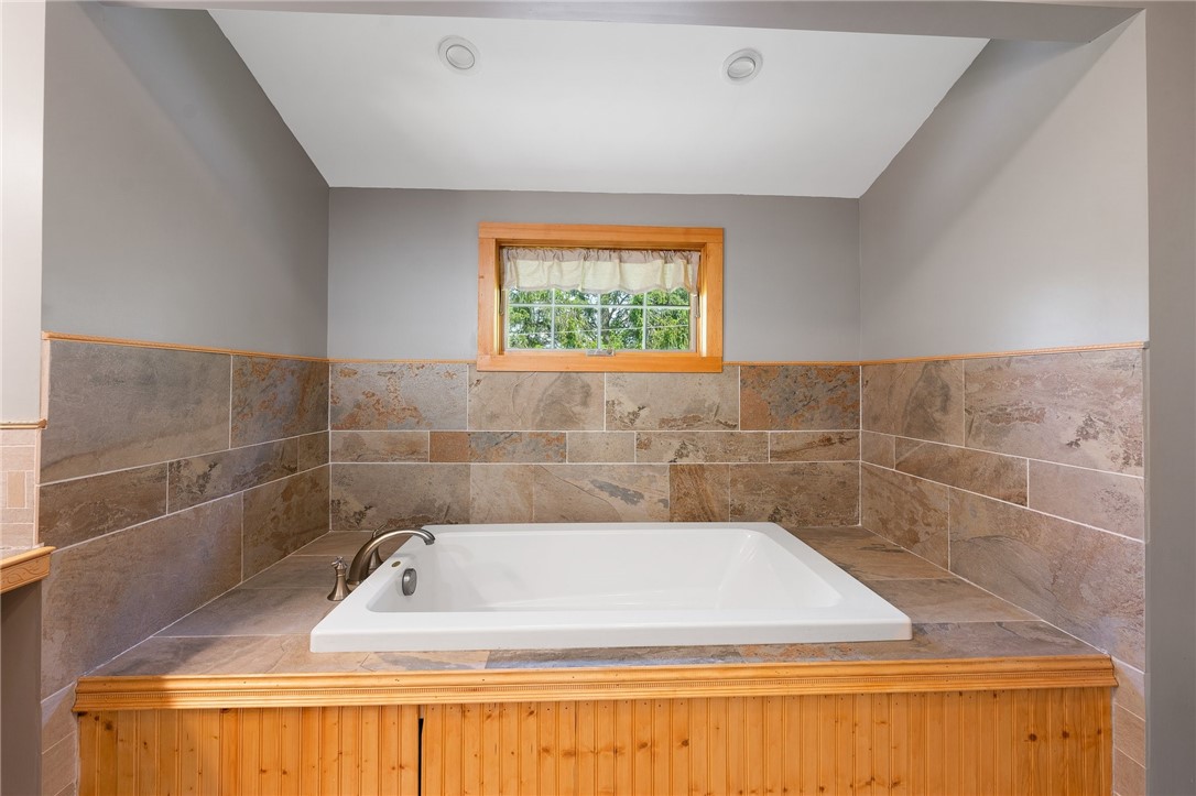 1355 Chopmist Hill Road Scituate, RI 02857 - Photo 25 of 48 Master bath