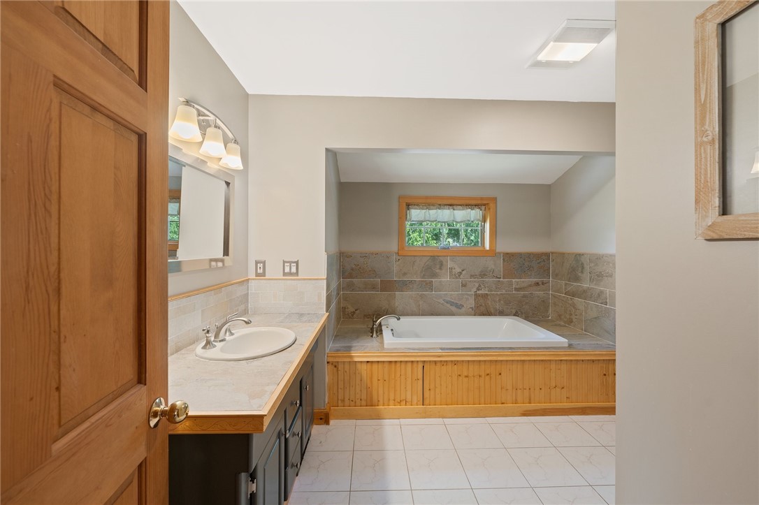 1355 Chopmist Hill Road Scituate, RI 02857 - Photo 27 of 48 Master bath