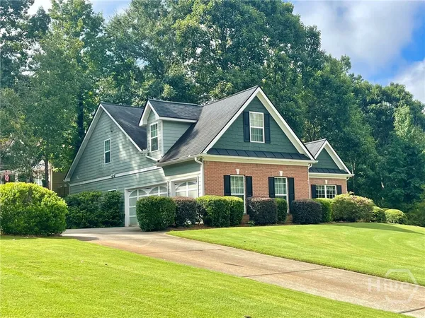$389,900 | 930 Vinings Drive, Winder, GA 30680